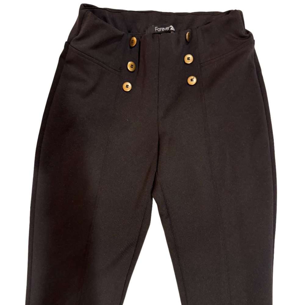 Black pants with show buttons